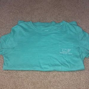 Vineyards Vines T-shirt